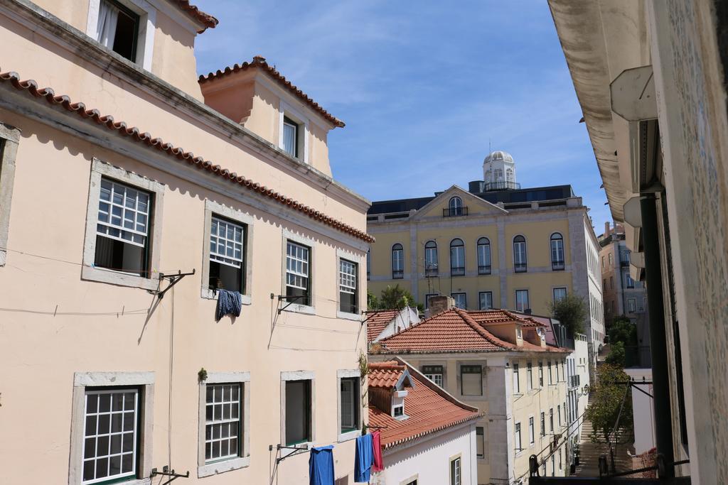 Chiado Bairro Alto, Bright And Newly Renovated 3 Bedroom Apartment, Lisbon Historical Center Exteriör bild