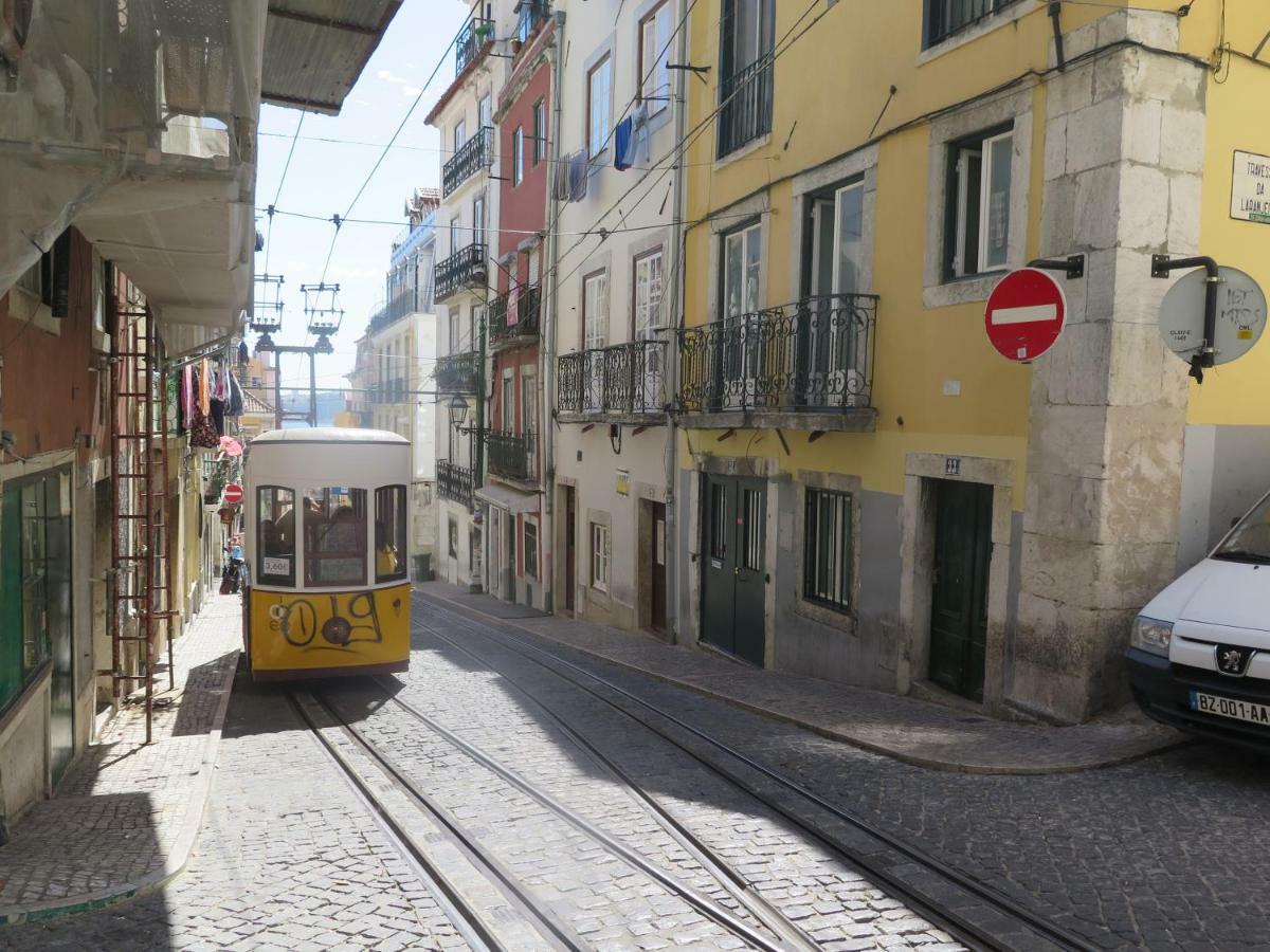 Chiado Bairro Alto, Bright And Newly Renovated 3 Bedroom Apartment, Lisbon Historical Center Exteriör bild